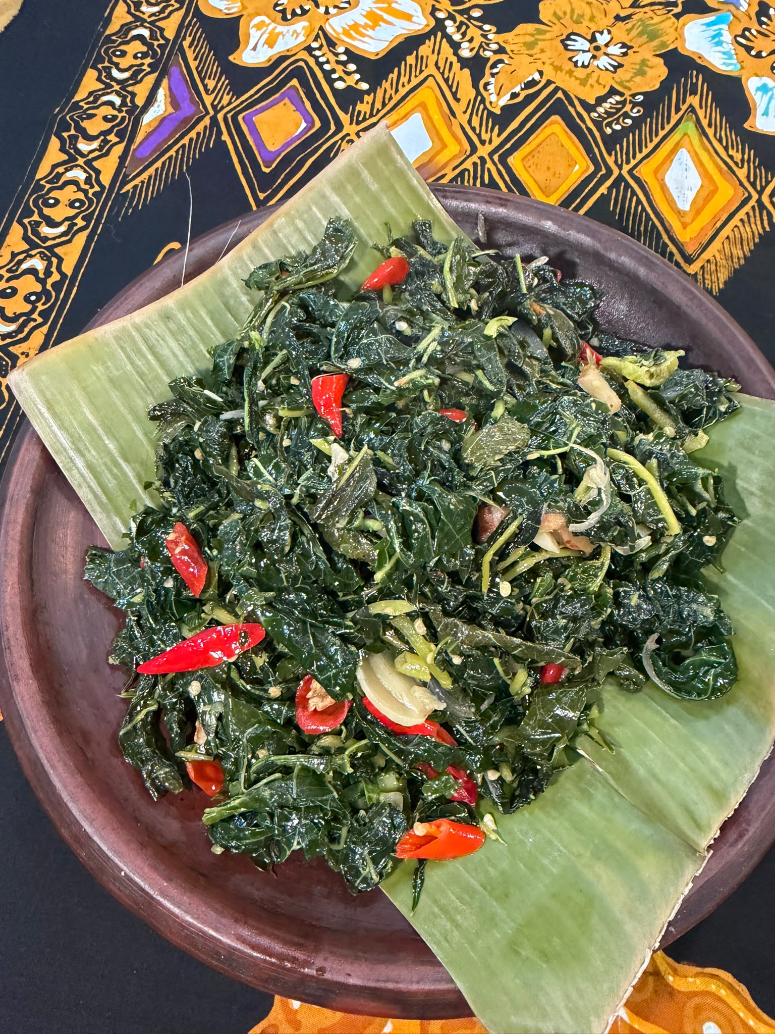 Oseng daun pepaya
